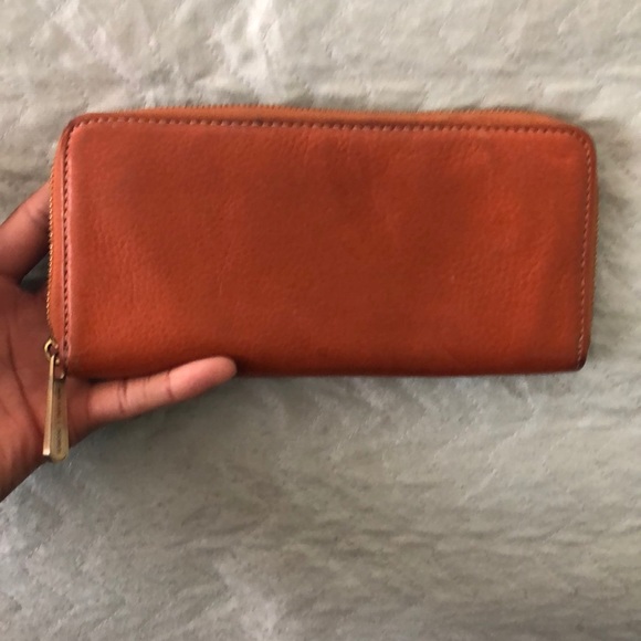 Michael Kors Wallet - Picture 1 of 6